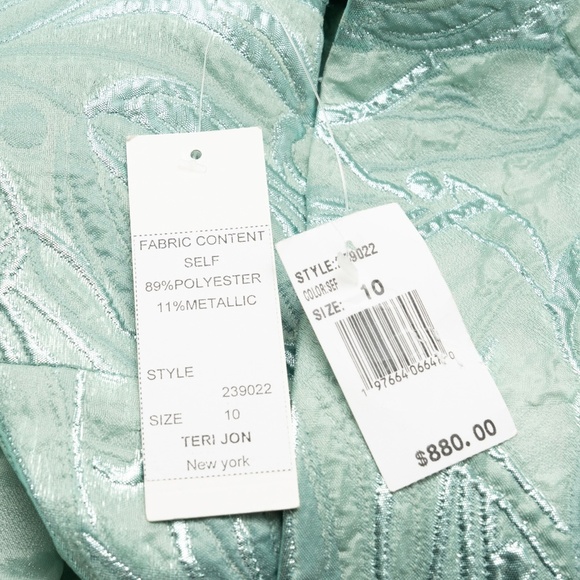 Rickie Freeman for Teri Jon - Off-Shoulder Metallic Jacquard Gown - Picture 12 of 14